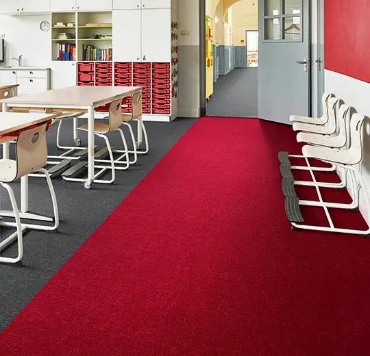 Ковровое покрытие Flotex  Colour в плитках t546031 Metro cherry